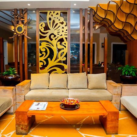 Teeka Resort Suites & Spa Pokhara Esterno foto