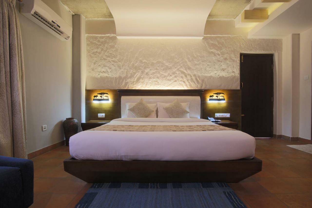 Teeka Resort Suites & Spa Pokhara Esterno foto